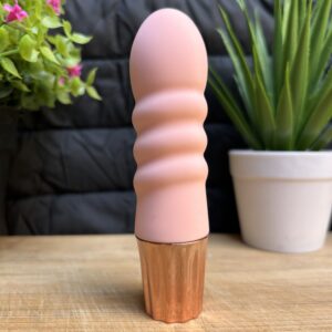 Criss (vibrador clásico compacto)